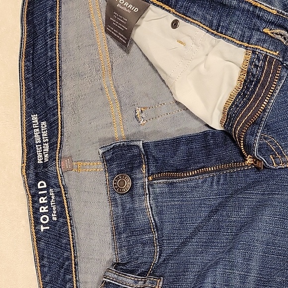 Torrid Perfect Super Flare Vintage Stretch Distressed Blue Flare Jeans - Picture 12 of 14